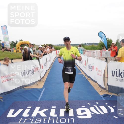 22.06.2025 - Viking Triathlon MichiJ http://msf.ph/oto/8131261 22.06.2025 15:36:48 Ziel 148 meine-sportfotos.de