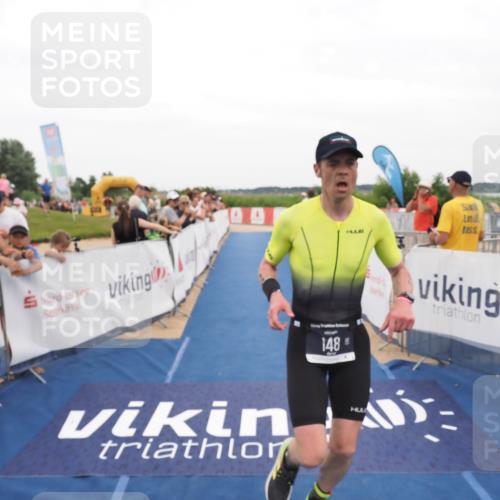 22.06.2025 - Viking Triathlon MichiJ http://msf.ph/oto/8131265 22.06.2025 15:36:49 Ziel 148 meine-sportfotos.de