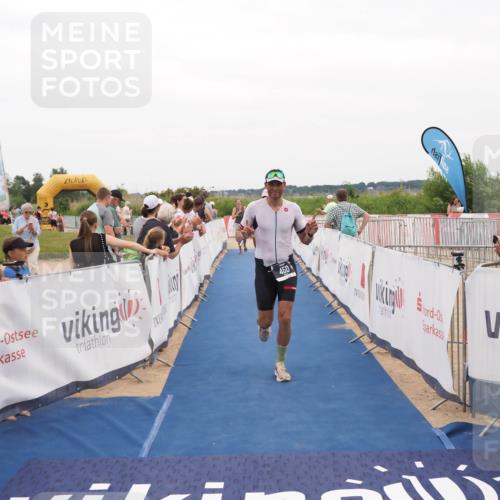 22.06.2025 - Viking Triathlon MichiJ http://msf.ph/oto/8131294 22.06.2025 15:37:03 Ziel 450, 480, 659 meine-sportfotos.de