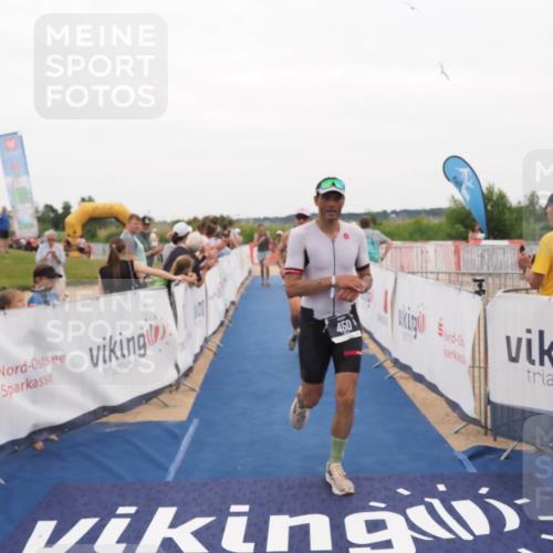 22.06.2025 - Viking Triathlon MichiJ http://msf.ph/oto/8131300 22.06.2025 15:37:03 Ziel 450, 480, 659 meine-sportfotos.de