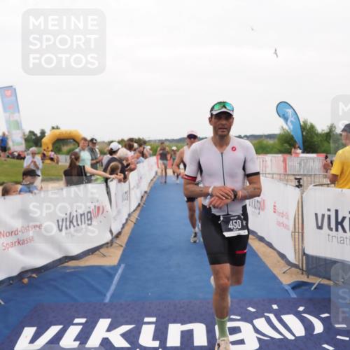 22.06.2025 - Viking Triathlon MichiJ http://msf.ph/oto/8131303 22.06.2025 15:37:04 Ziel 450, 480, 659 meine-sportfotos.de