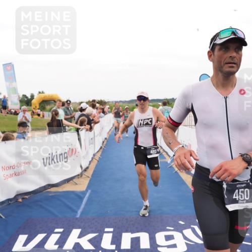 22.06.2025 - Viking Triathlon MichiJ http://msf.ph/oto/8131308 22.06.2025 15:37:04 Ziel 450, 480, 659 meine-sportfotos.de