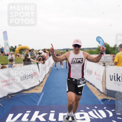 22.06.2025 - Viking Triathlon MichiJ http://msf.ph/oto/8131312 22.06.2025 15:37:05 Ziel 450, 480, 659 meine-sportfotos.de