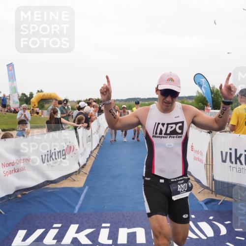 22.06.2025 - Viking Triathlon MichiJ http://msf.ph/oto/8131314 22.06.2025 15:37:05 Ziel 450, 480, 659 meine-sportfotos.de
