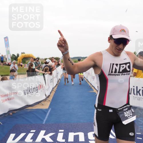 22.06.2025 - Viking Triathlon MichiJ http://msf.ph/oto/8131316 22.06.2025 15:37:05 Ziel 450, 480, 659 meine-sportfotos.de