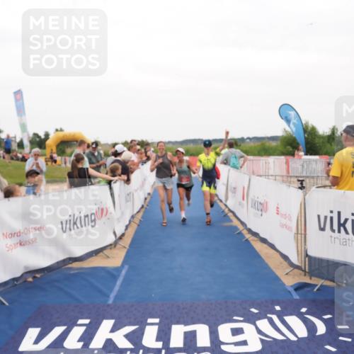 22.06.2025 - Viking Triathlon MichiJ http://msf.ph/oto/8131321 22.06.2025 15:37:06 Ziel 450, 480, 659 meine-sportfotos.de
