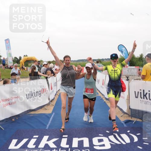 22.06.2025 - Viking Triathlon MichiJ http://msf.ph/oto/8131331 22.06.2025 15:37:07 Ziel 450, 480, 659 meine-sportfotos.de