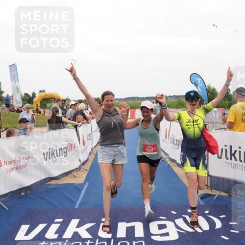 22.06.2025 - Viking Triathlon MichiJ http://msf.ph/oto/8131332 22.06.2025 15:37:07 Ziel 450, 480, 659 meine-sportfotos.de