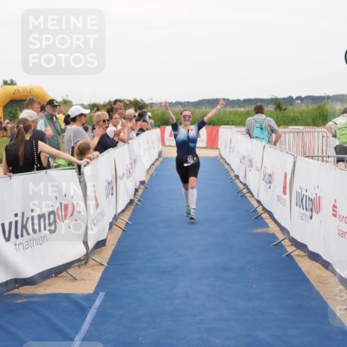 22.06.2025 - Viking Triathlon MichiJ http://msf.ph/oto/8131354 22.06.2025 15:37:37 Ziel 551 meine-sportfotos.de