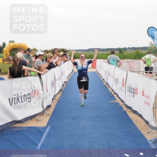 22.06.2025 - Viking Triathlon MichiJ http://msf.ph/oto/8131358 22.06.2025 15:37:38 Ziel 551 meine-sportfotos.de