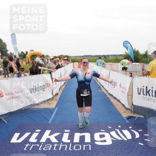 22.06.2025 - Viking Triathlon MichiJ http://msf.ph/oto/8131369 22.06.2025 15:37:39 Ziel 551 meine-sportfotos.de