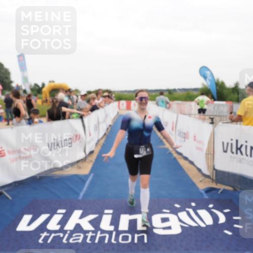 22.06.2025 - Viking Triathlon MichiJ http://msf.ph/oto/8131370 22.06.2025 15:37:39 Ziel 551 meine-sportfotos.de