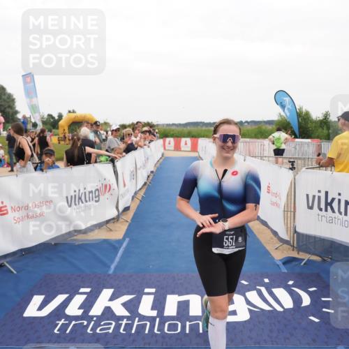 22.06.2025 - Viking Triathlon MichiJ http://msf.ph/oto/8131373 22.06.2025 15:37:40 Ziel 551 meine-sportfotos.de