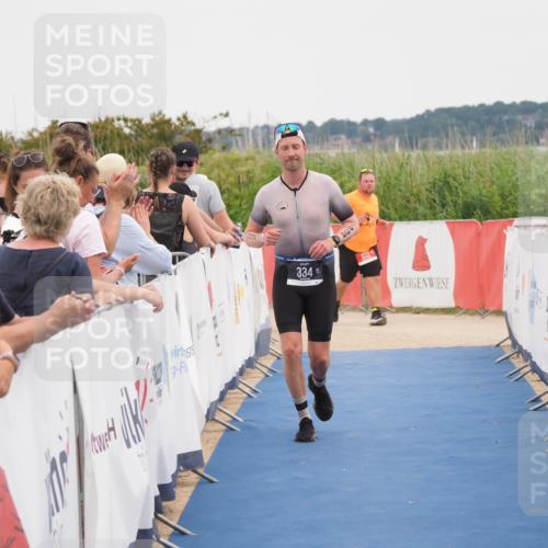 22.06.2025 - Viking Triathlon MichiJ http://msf.ph/oto/8131379 22.06.2025 15:38:17 Ziel 334 meine-sportfotos.de