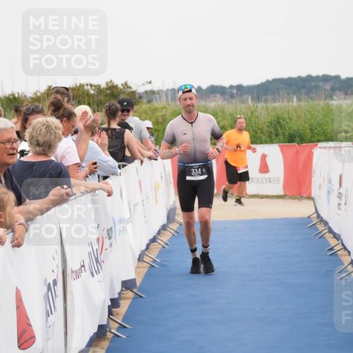22.06.2025 - Viking Triathlon MichiJ http://msf.ph/oto/8131380 22.06.2025 15:38:17 Ziel 334 meine-sportfotos.de