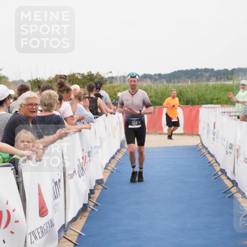 22.06.2025 - Viking Triathlon MichiJ http://msf.ph/oto/8131383 22.06.2025 15:38:18 Ziel 334 meine-sportfotos.de