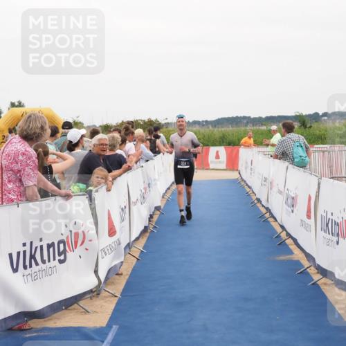 22.06.2025 - Viking Triathlon MichiJ http://msf.ph/oto/8131390 22.06.2025 15:38:19 Ziel 334 meine-sportfotos.de