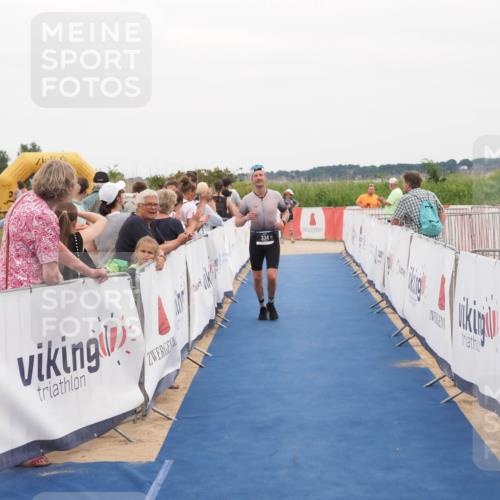22.06.2025 - Viking Triathlon MichiJ http://msf.ph/oto/8131392 22.06.2025 15:38:19 Ziel 334 meine-sportfotos.de
