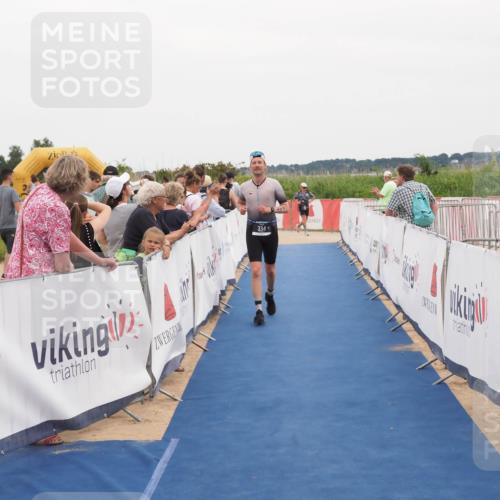 22.06.2025 - Viking Triathlon MichiJ http://msf.ph/oto/8131396 22.06.2025 15:38:19 Ziel 334 meine-sportfotos.de