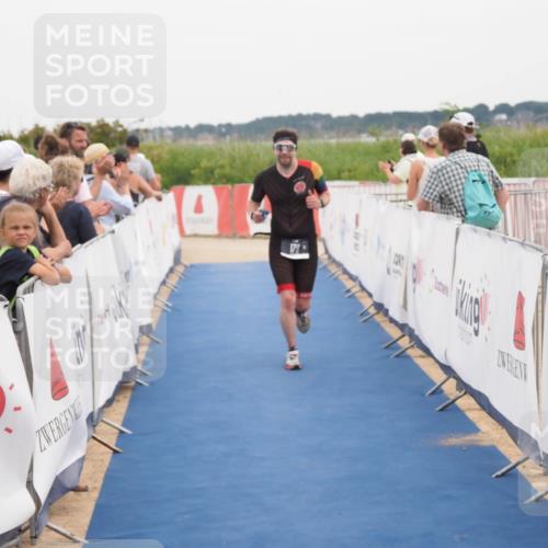 22.06.2025 - Viking Triathlon MichiJ http://msf.ph/oto/8131432 22.06.2025 15:38:32 Ziel 179 meine-sportfotos.de