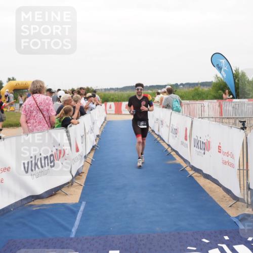 22.06.2025 - Viking Triathlon MichiJ http://msf.ph/oto/8131442 22.06.2025 15:38:33 Ziel 179 meine-sportfotos.de