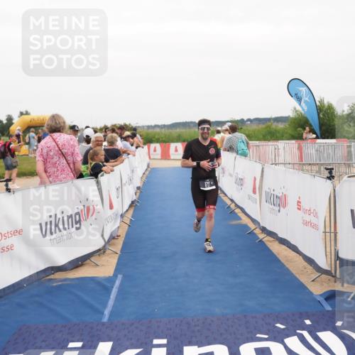 22.06.2025 - Viking Triathlon MichiJ http://msf.ph/oto/8131446 22.06.2025 15:38:34 Ziel 179 meine-sportfotos.de