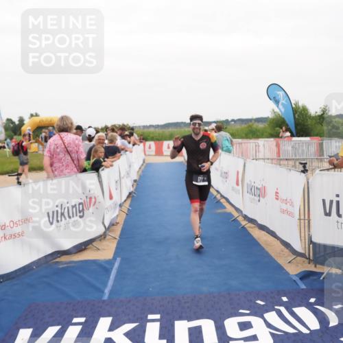 22.06.2025 - Viking Triathlon MichiJ http://msf.ph/oto/8131448 22.06.2025 15:38:34 Ziel 179 meine-sportfotos.de