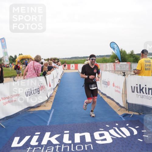22.06.2025 - Viking Triathlon MichiJ http://msf.ph/oto/8131452 22.06.2025 15:38:34 Ziel 179 meine-sportfotos.de