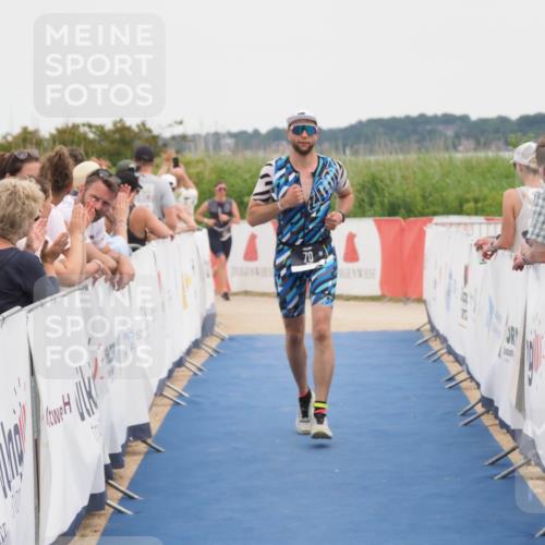 22.06.2025 - Viking Triathlon MichiJ http://msf.ph/oto/8131494 22.06.2025 15:39:06 Ziel 70 meine-sportfotos.de