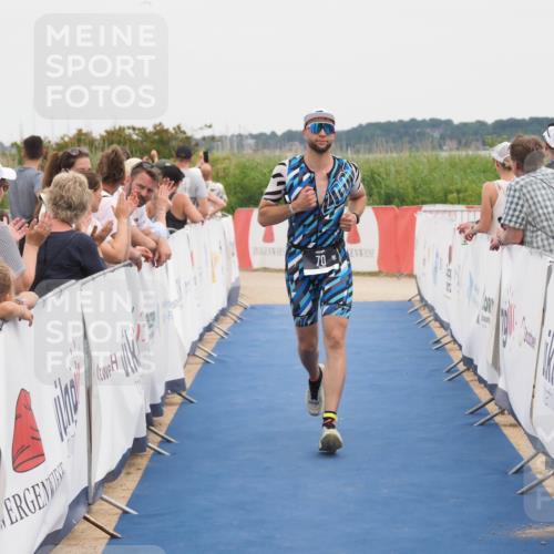 22.06.2025 - Viking Triathlon MichiJ http://msf.ph/oto/8131501 22.06.2025 15:39:07 Ziel 70 meine-sportfotos.de