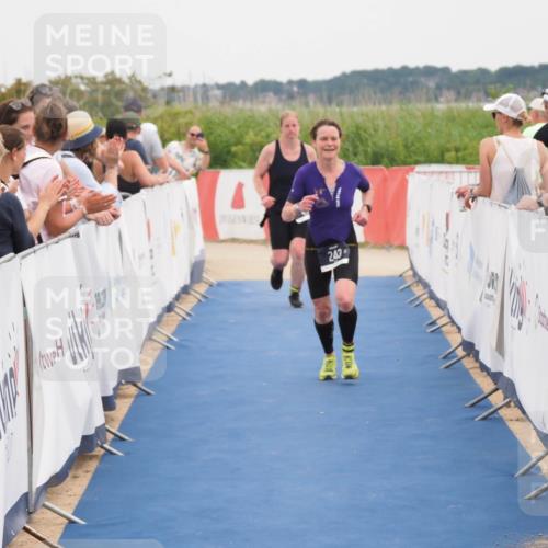 22.06.2025 - Viking Triathlon MichiJ http://msf.ph/oto/8131529 22.06.2025 15:39:24 Ziel 243, 475 meine-sportfotos.de