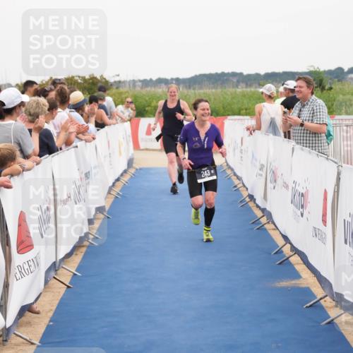 22.06.2025 - Viking Triathlon MichiJ http://msf.ph/oto/8131537 22.06.2025 15:39:25 Ziel 243, 475 meine-sportfotos.de