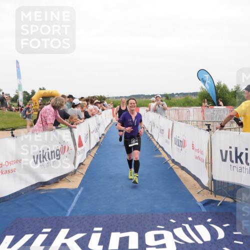 22.06.2025 - Viking Triathlon MichiJ http://msf.ph/oto/8131553 22.06.2025 15:39:27 Ziel 243, 475 meine-sportfotos.de