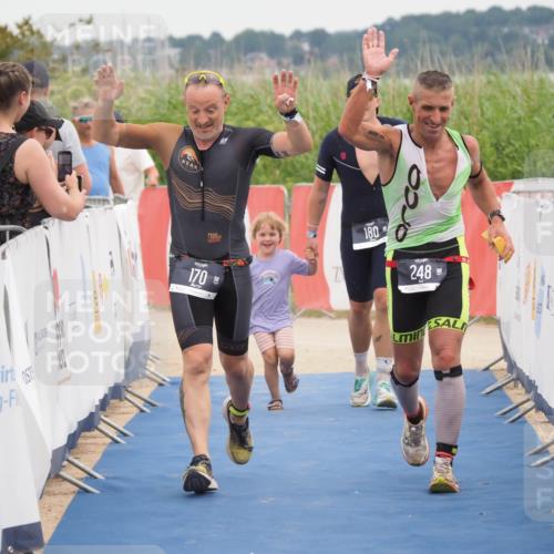 22.06.2025 - Viking Triathlon MichiJ http://msf.ph/oto/8131572 22.06.2025 15:39:56 Ziel 170, 180, 248 meine-sportfotos.de