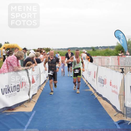 22.06.2025 - Viking Triathlon MichiJ http://msf.ph/oto/8131596 22.06.2025 15:39:59 Ziel 170, 180, 248 meine-sportfotos.de