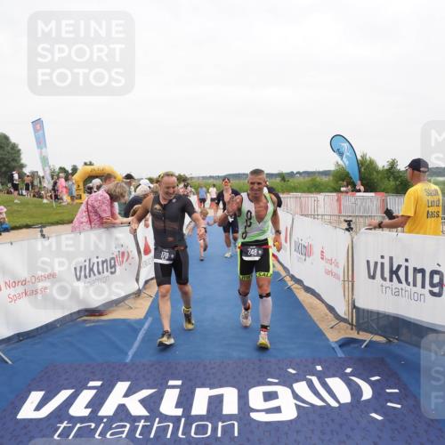 22.06.2025 - Viking Triathlon MichiJ http://msf.ph/oto/8131607 22.06.2025 15:40:01 Ziel 170, 180, 248 meine-sportfotos.de