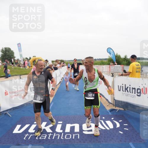 22.06.2025 - Viking Triathlon MichiJ http://msf.ph/oto/8131614 22.06.2025 15:40:02 Ziel 170, 180, 248 meine-sportfotos.de