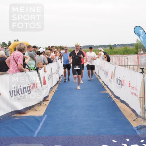 22.06.2025 - Viking Triathlon MichiJ http://msf.ph/oto/8131656 22.06.2025 15:40:17 Ziel 532, 644 meine-sportfotos.de