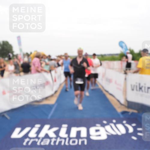 22.06.2025 - Viking Triathlon MichiJ http://msf.ph/oto/8131668 22.06.2025 15:40:18 Ziel 532, 644 meine-sportfotos.de