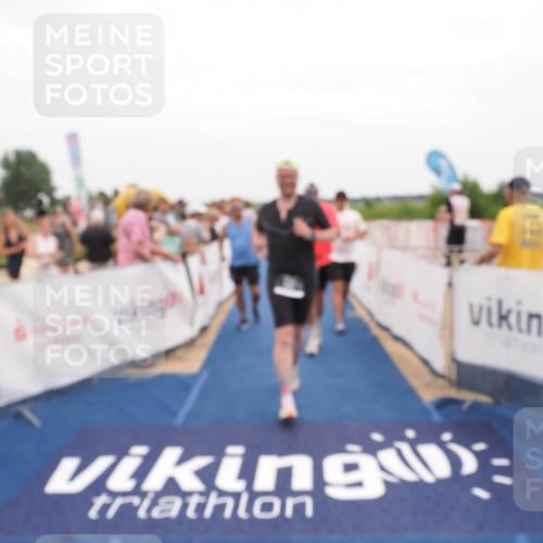 22.06.2025 - Viking Triathlon MichiJ http://msf.ph/oto/8131669 22.06.2025 15:40:18 Ziel 532, 644 meine-sportfotos.de