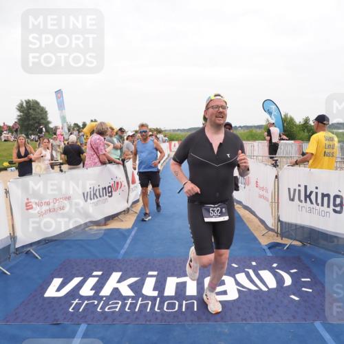 22.06.2025 - Viking Triathlon MichiJ http://msf.ph/oto/8131674 22.06.2025 15:40:19 Ziel 532, 644 meine-sportfotos.de