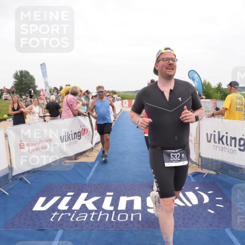 22.06.2025 - Viking Triathlon MichiJ http://msf.ph/oto/8131676 22.06.2025 15:40:19 Ziel 532, 644 meine-sportfotos.de