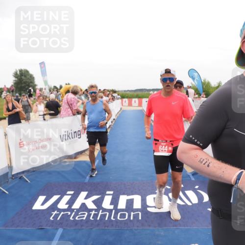 22.06.2025 - Viking Triathlon MichiJ http://msf.ph/oto/8131680 22.06.2025 15:40:20 Ziel 532, 644 meine-sportfotos.de
