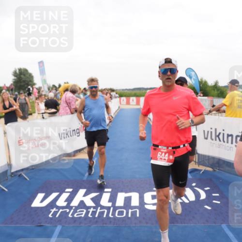 22.06.2025 - Viking Triathlon MichiJ http://msf.ph/oto/8131682 22.06.2025 15:40:20 Ziel 532, 644 meine-sportfotos.de