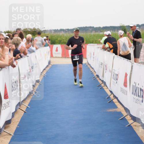 22.06.2025 - Viking Triathlon MichiJ http://msf.ph/oto/8131685 22.06.2025 15:40:42 Ziel 159, 437 meine-sportfotos.de
