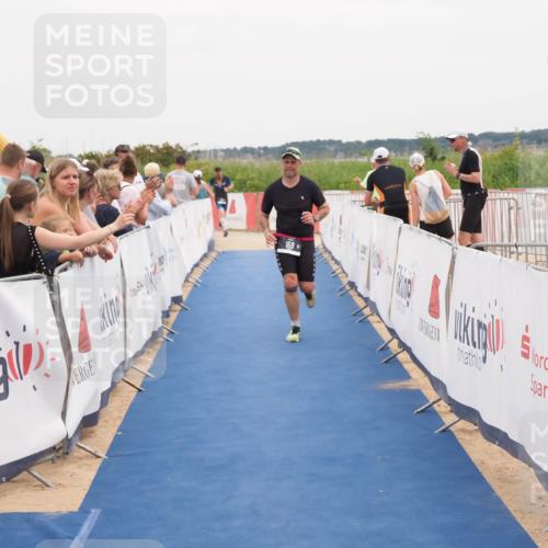 22.06.2025 - Viking Triathlon MichiJ http://msf.ph/oto/8131689 22.06.2025 15:40:42 Ziel 159, 437 meine-sportfotos.de