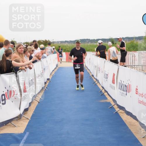 22.06.2025 - Viking Triathlon MichiJ http://msf.ph/oto/8131690 22.06.2025 15:40:42 Ziel 159, 437 meine-sportfotos.de