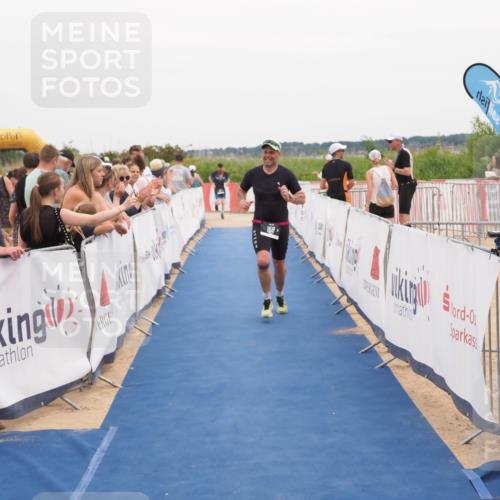 22.06.2025 - Viking Triathlon MichiJ http://msf.ph/oto/8131693 22.06.2025 15:40:43 Ziel 159, 437 meine-sportfotos.de