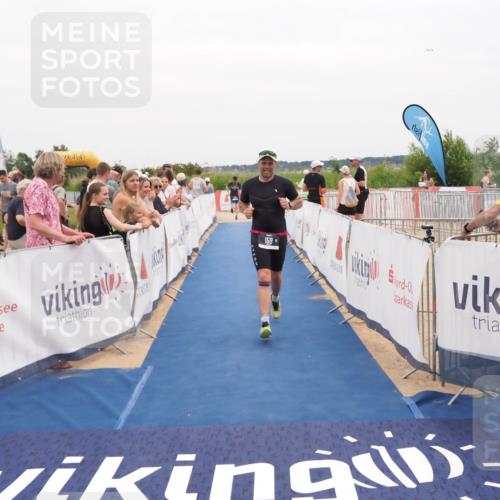22.06.2025 - Viking Triathlon MichiJ http://msf.ph/oto/8131699 22.06.2025 15:40:44 Ziel 159, 437 meine-sportfotos.de