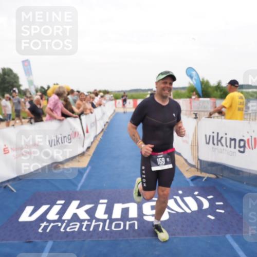 22.06.2025 - Viking Triathlon MichiJ http://msf.ph/oto/8131709 22.06.2025 15:40:45 Ziel 159, 437 meine-sportfotos.de